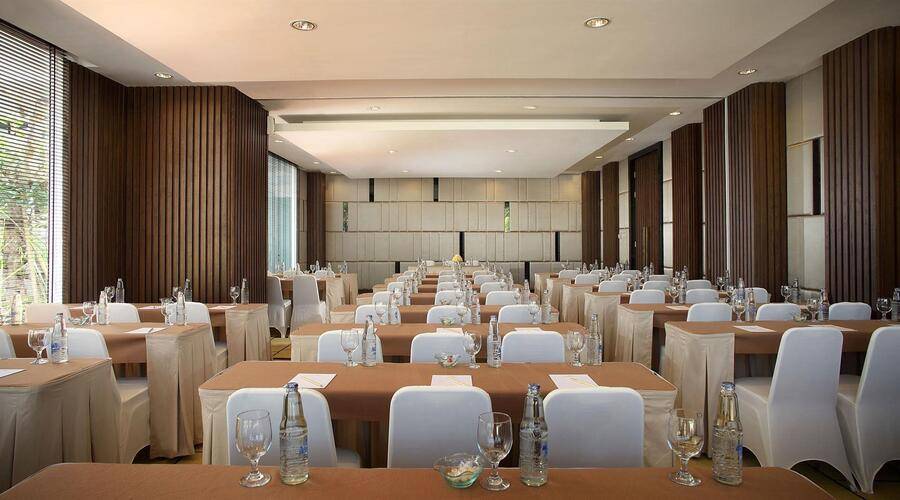 Santika Siligita Hotel