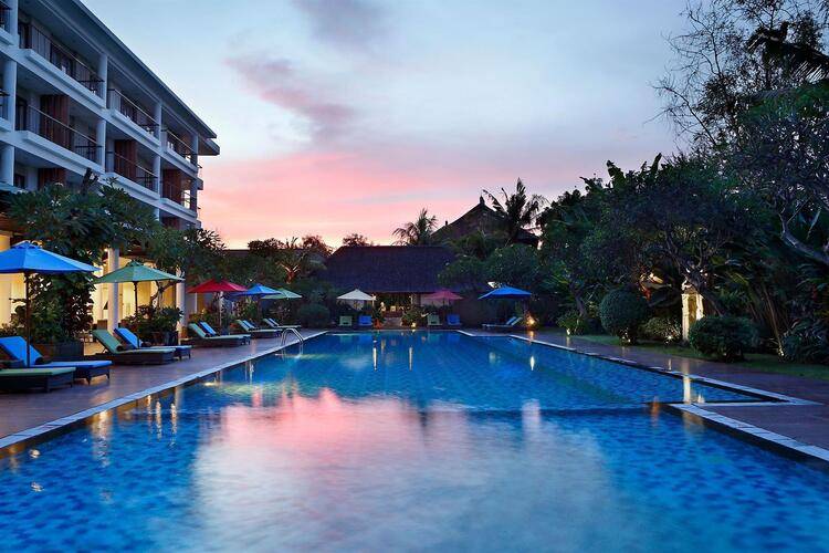 Santika Siligita Hotel