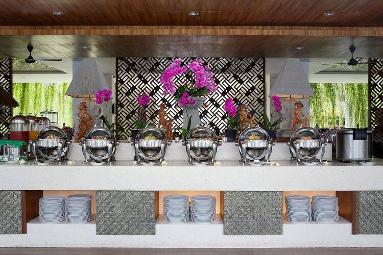 Santika Siligita Hotel