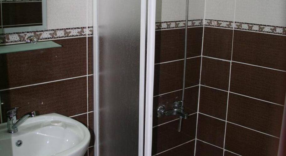 Emin Hotel