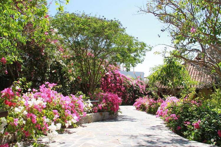 Poshanu Resort