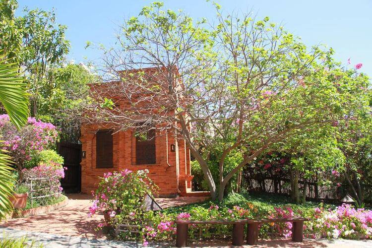 Poshanu Resort