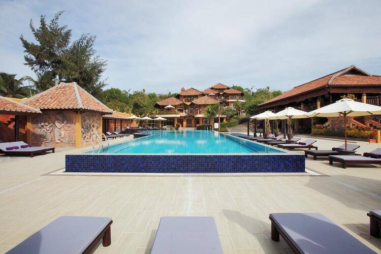 Poshanu Resort