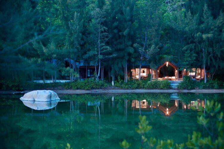 L Alya Ninh Van Bay