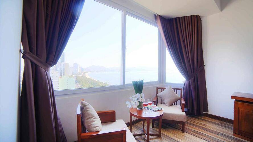 The Light Hotel & Resort