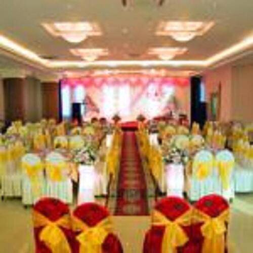 The Light Hotel & Resort