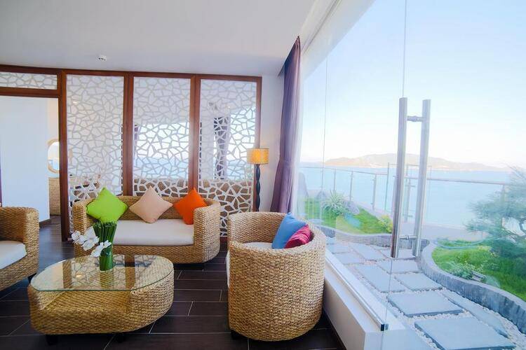 The Light Hotel & Resort