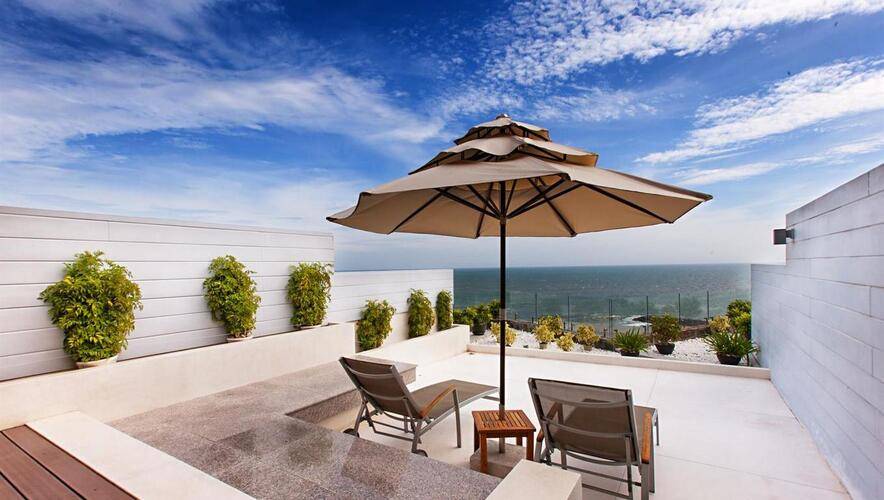 The Cliff Resort & Residences