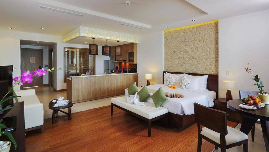 The Cliff Resort & Residences