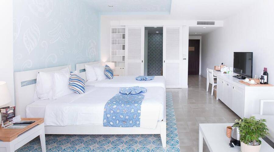 The Cliff Resort & Residences