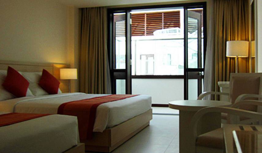 Nhi Phi Hotel