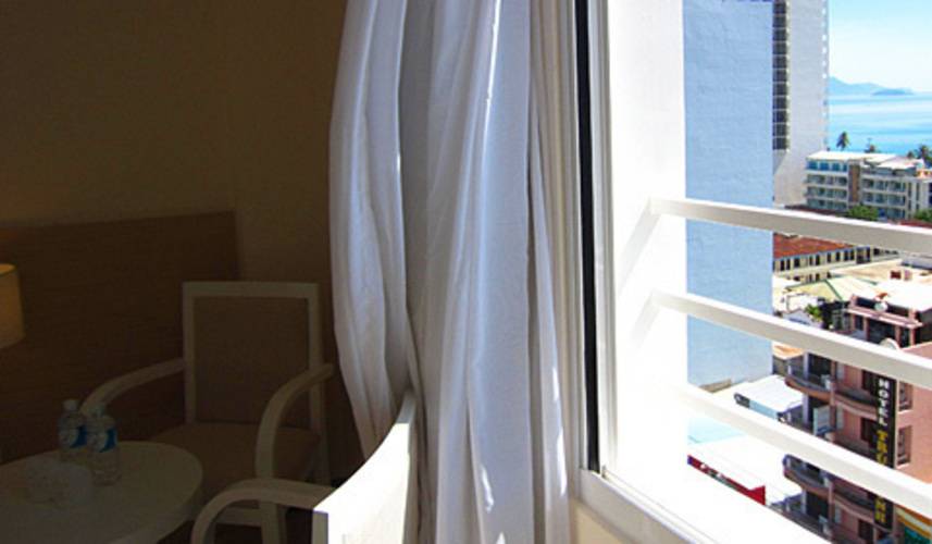 Nhi Phi Hotel
