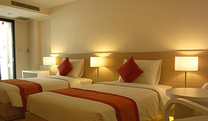 Nhi Phi Hotel