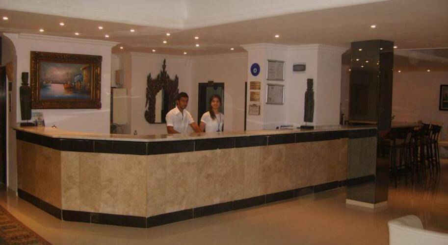 Temple Beach Hotel