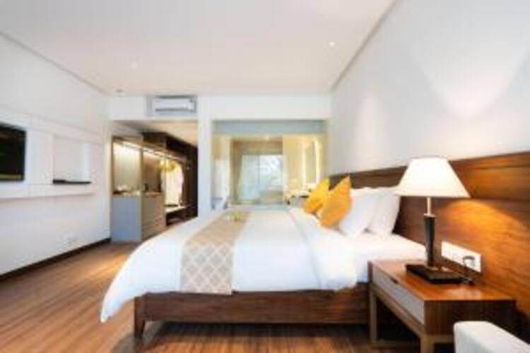 Oriental Pearl Beach Resort & Spa (Ex. Hoang Ngoc Beach Resort)