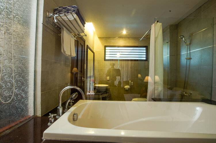 Oriental Pearl Beach Resort & Spa (Ex. Hoang Ngoc Beach Resort)