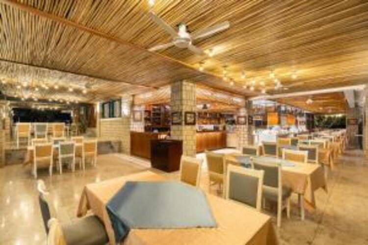 Oriental Pearl Beach Resort & Spa (Ex. Hoang Ngoc Beach Resort)