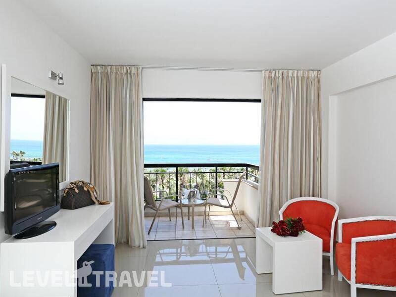 Фотография Anastasia Beach Фотография Anastasia Beach