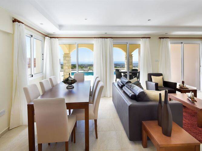 Club St. George Hills Resort