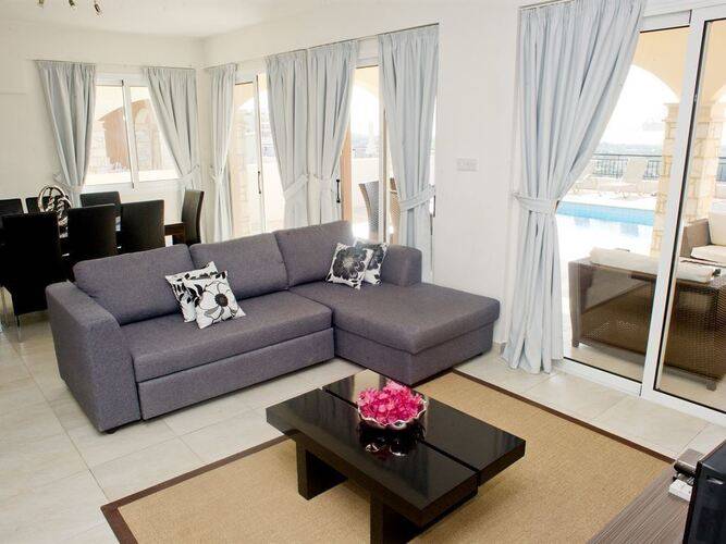 Club St. George Hills Resort