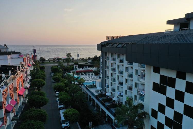 White City Beach Hotel (Adults Only 16+)