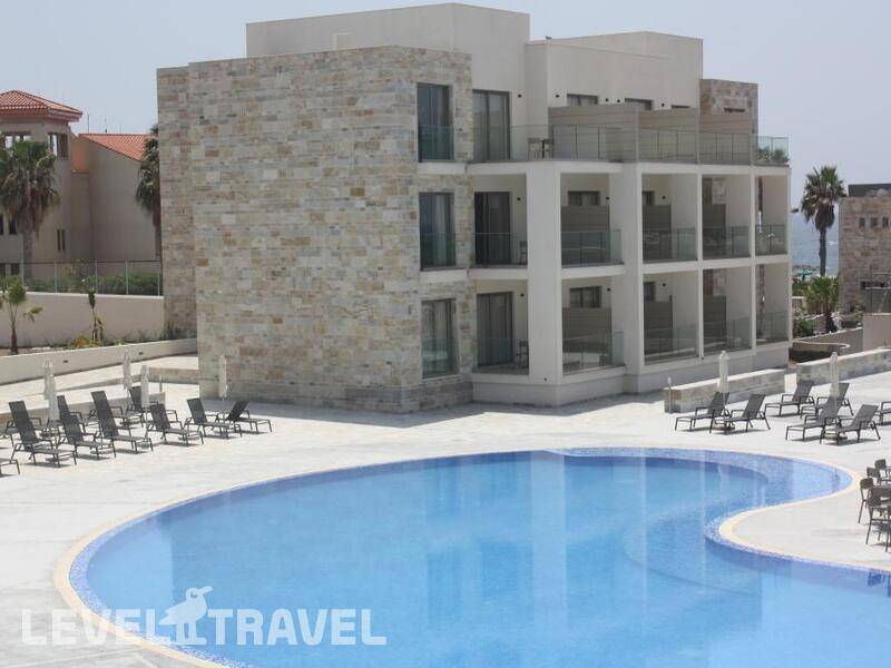 Фотография Amphora Beach Resort & Suites
