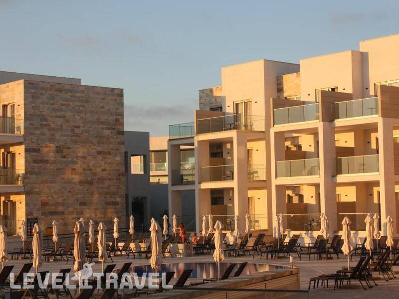 Фотография Amphora Beach Resort & Suites
