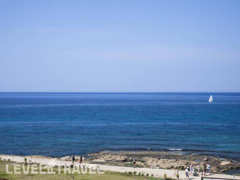 Фотография Amphora Beach Resort & Suites