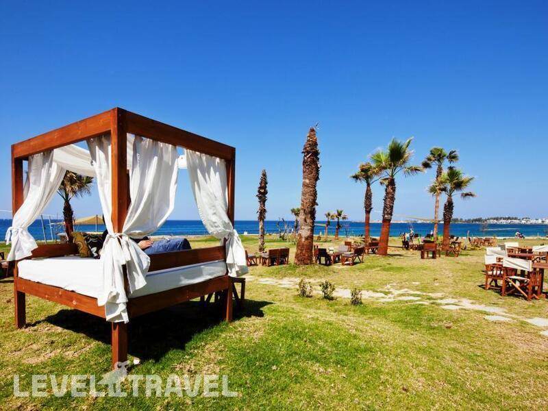 Фотография Amphora Beach Resort & Suites