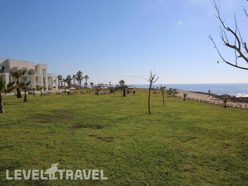 Фотография Amphora Beach Resort & Suites