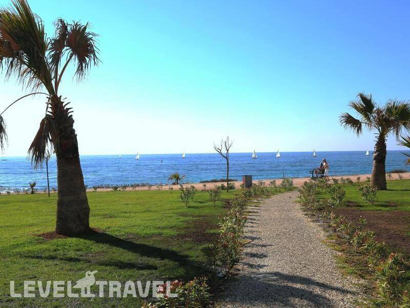 Фотография Amphora Beach Resort & Suites