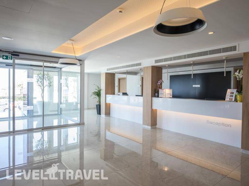 Фотография Evalena Beach Hotel Apts