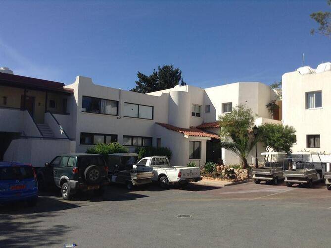 Paphos Gardens Apt