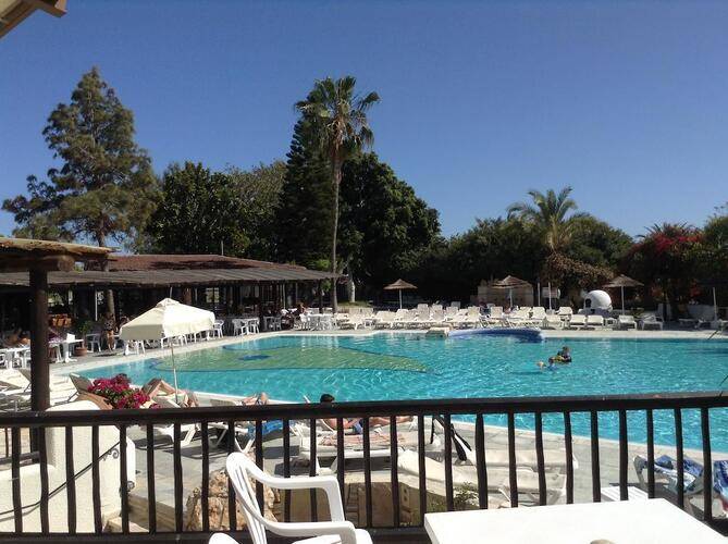 Paphos Gardens Apt