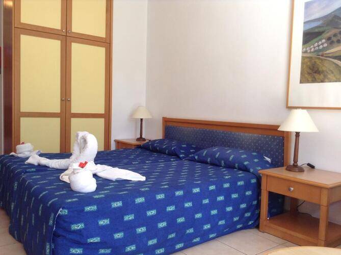 Paphos Gardens Apt
