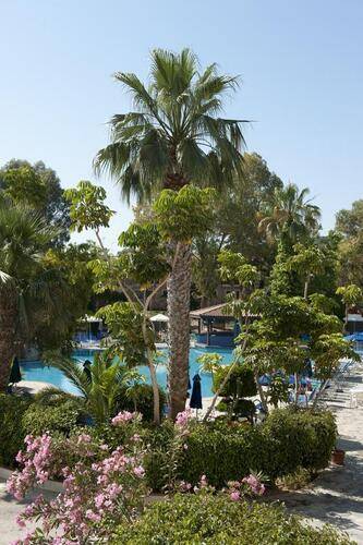 Narcissos Hotel