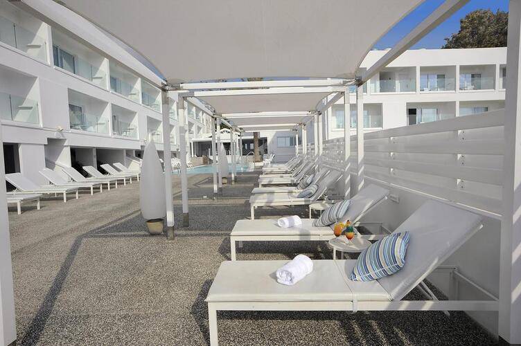 Liquid Hotel Apts