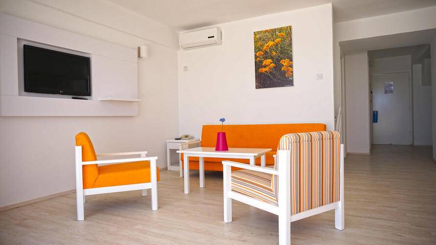 Liquid Hotel Apts