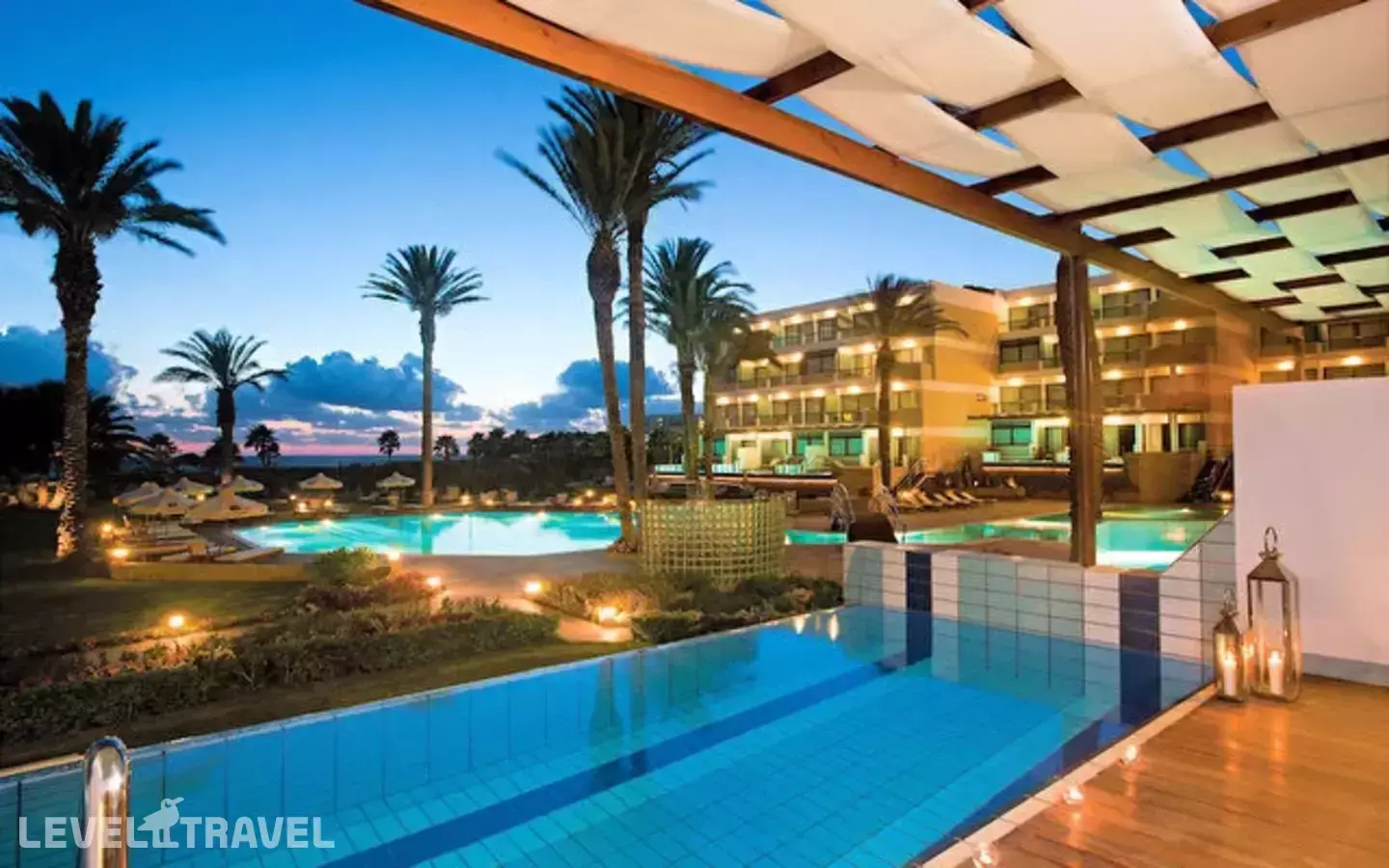 Constantinou Bros Asimina Suites Hotel (Adults Only 16+)