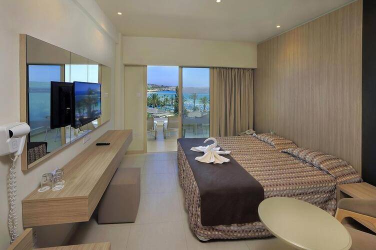 Nelia Beach