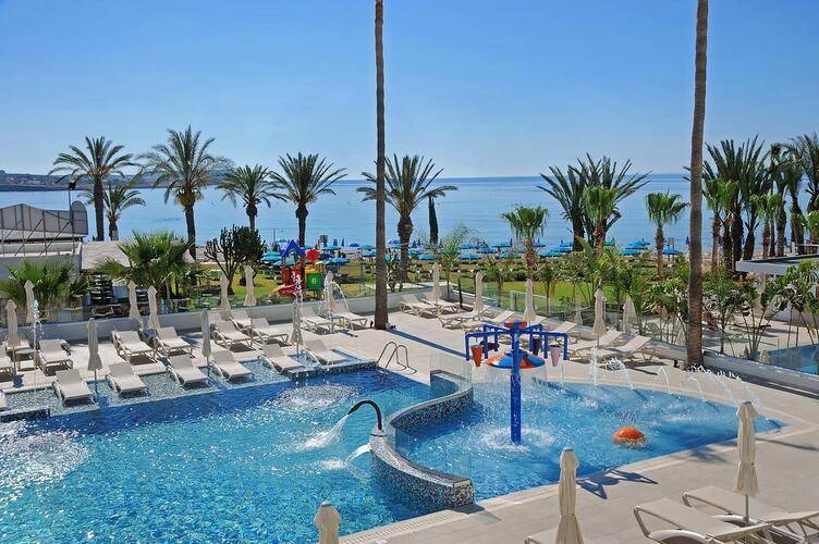 Nelia Beach