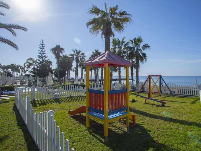 Louis Ledra Beach