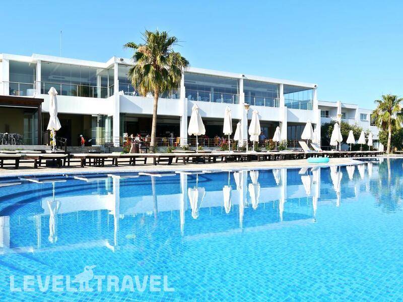 Фотография Theo Sunset Bay Holiday Village