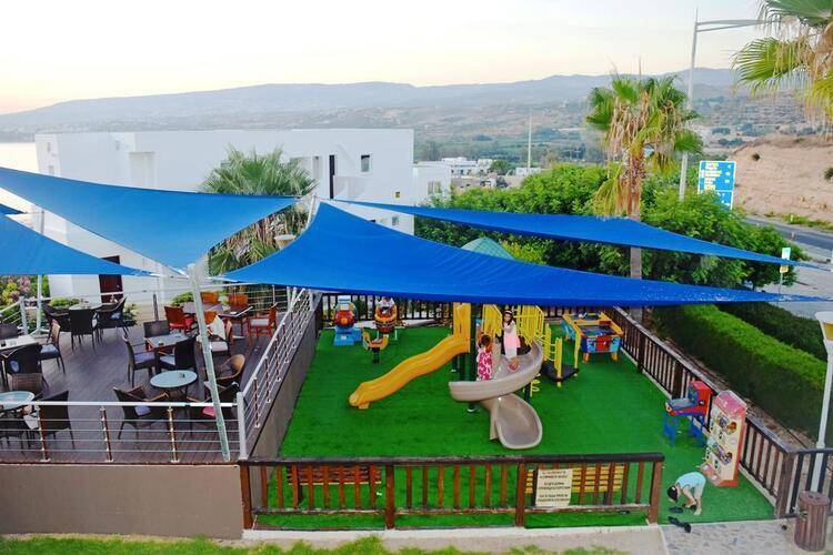 Theo Sunset Bay Holiday Village