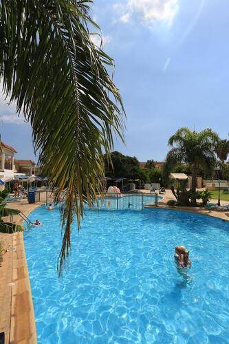 Jacaranda Hotel Apts