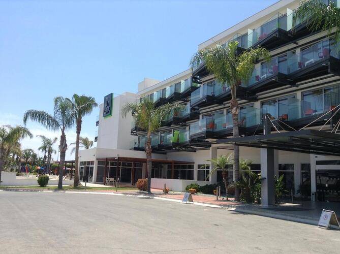 Faros Hotel