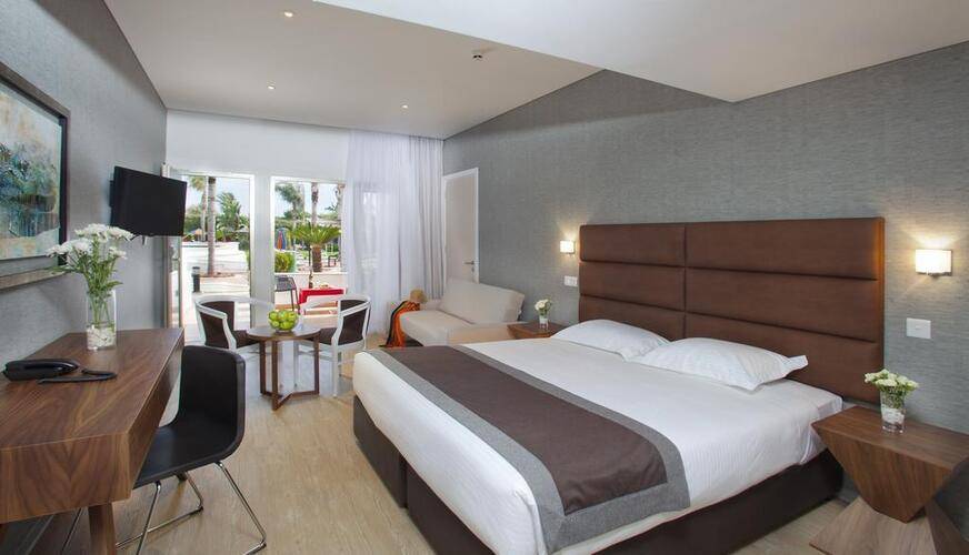 Faros Hotel