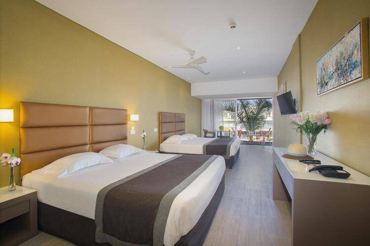 Faros Hotel