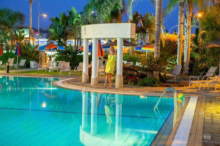 Faros Hotel
