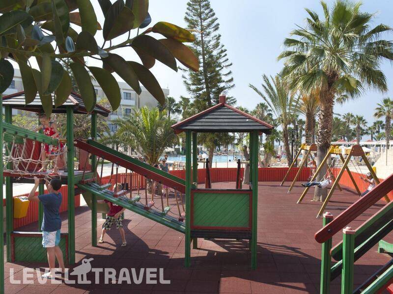 Фотография Louis Phaethon Beach